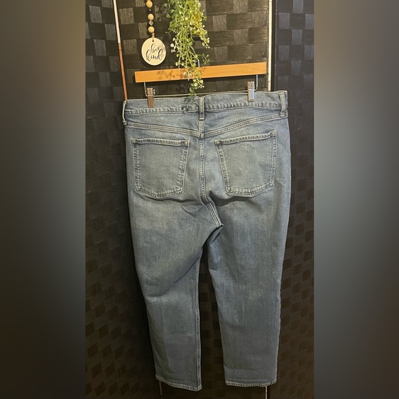 Woman’s OldNavy Jeans Size 16 - Picture 2 of 5